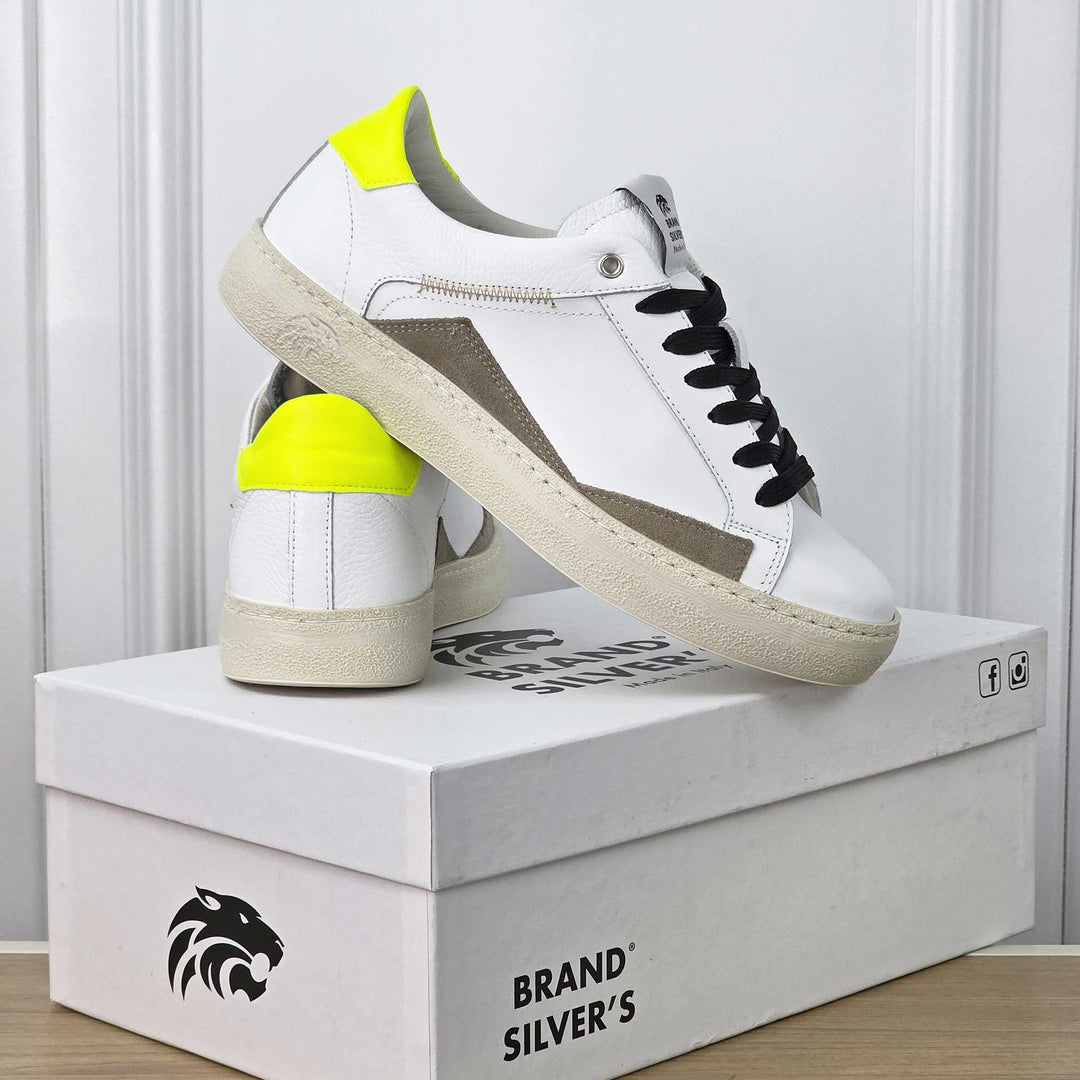 EVAN PELLE BIANCA CAMOSCIO TAUPE DETTAGLI GIALLO FLUO
