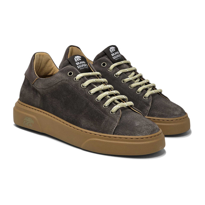Torino amber — Washed suede sneaker